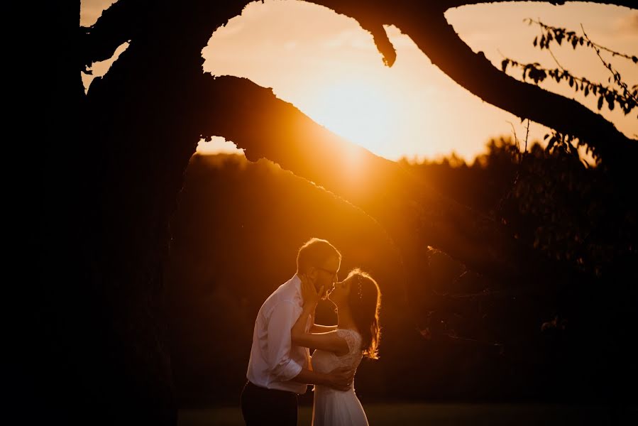 Fotografo di matrimoni Daniel Powęska (danielpoweska). Foto del 30 gennaio 2021