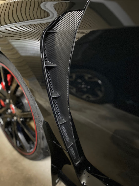 シビックタイプRのいつもの角度・DIY・釣り・コムテックに関するカスタム事例の投稿画像2枚目