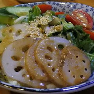 饞食坊