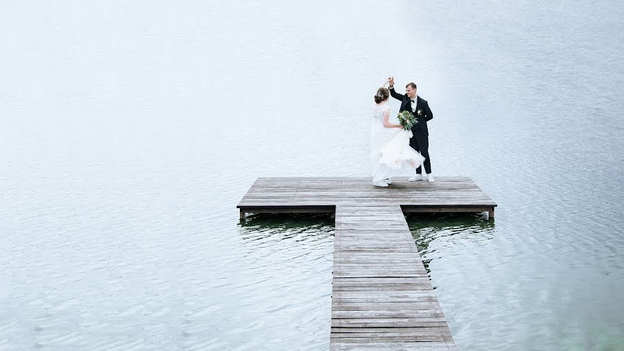 Fotógrafo de casamento Artem Shirokov (shirokov). Foto de 14 de fevereiro 2021