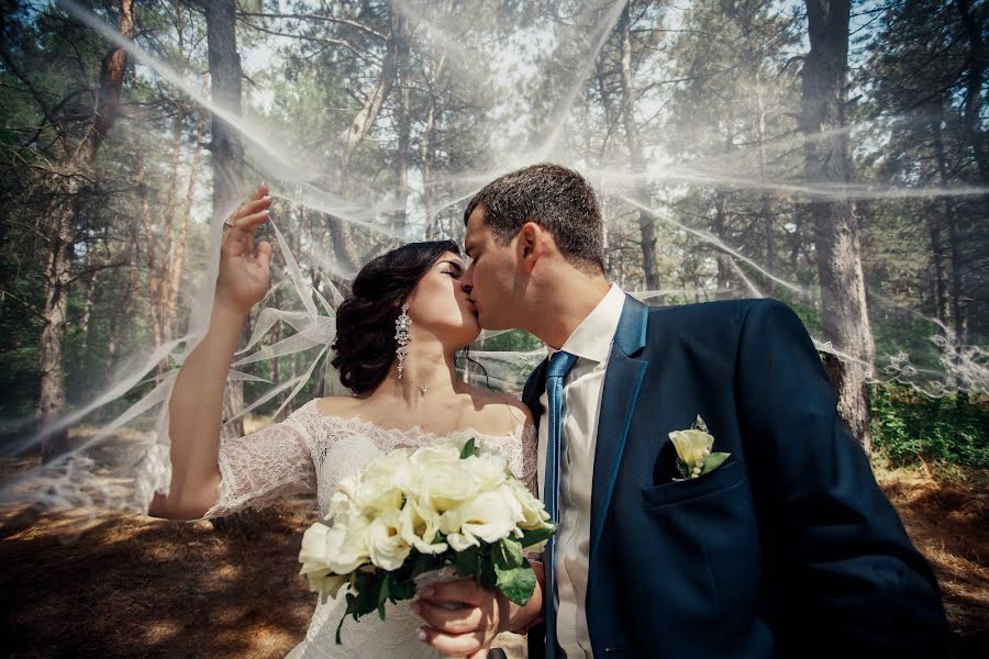 Fotógrafo de casamento Denis Podkorytov (denpod). Foto de 11 de julho 2017