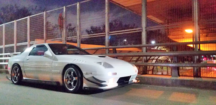 RX-7のNight Jackさんが投稿したカスタム事例の投稿画像1枚目