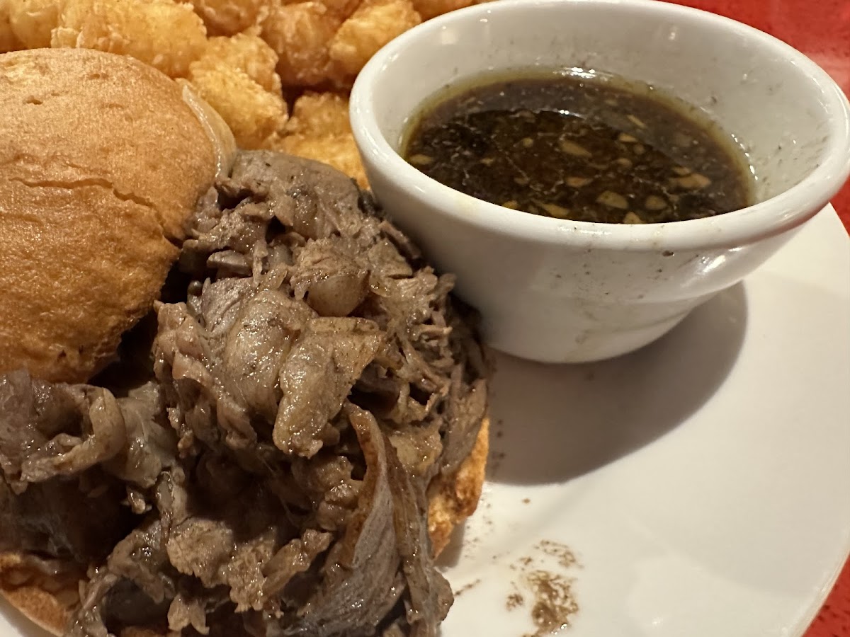 French Dip & Tater Tots