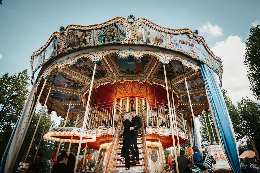 Fotograful de nuntă Caragin Mircea (westmedia). Fotografia din 4 octombrie 2019