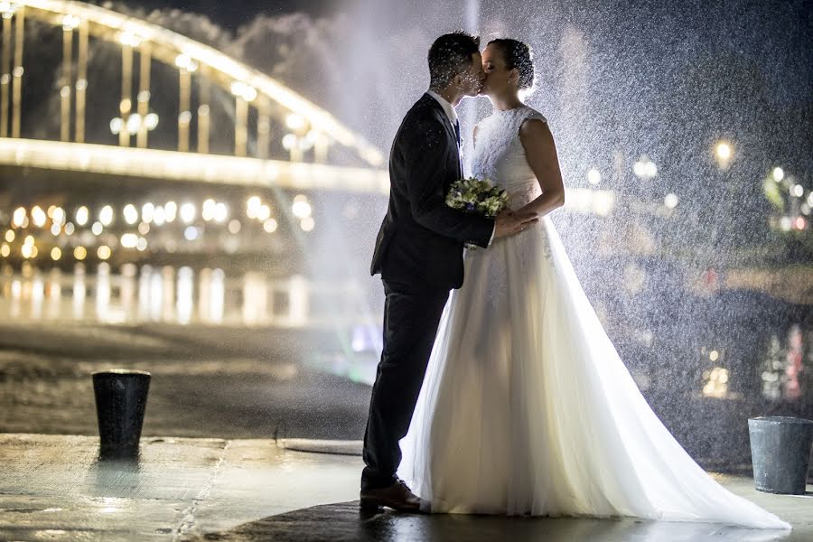 Wedding photographer Ákos Erdélyi (erdelyi). Photo of 10 August 2017