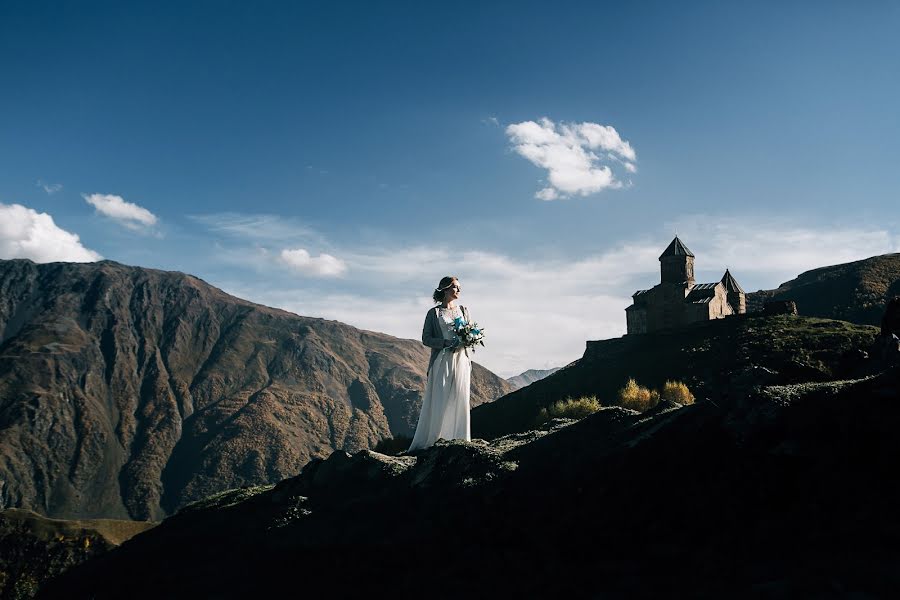 Fotógrafo de casamento Anna Khomutova (khomutova). Foto de 16 de dezembro 2018