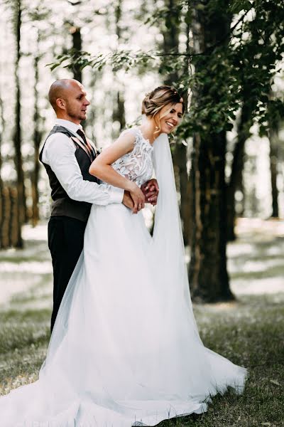 Wedding photographer Nataliya Kislickaya (caramell). Photo of 4 July 2019