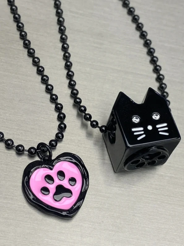 Title 3, Precioso Collar con Sello de Gota de Corazón de...