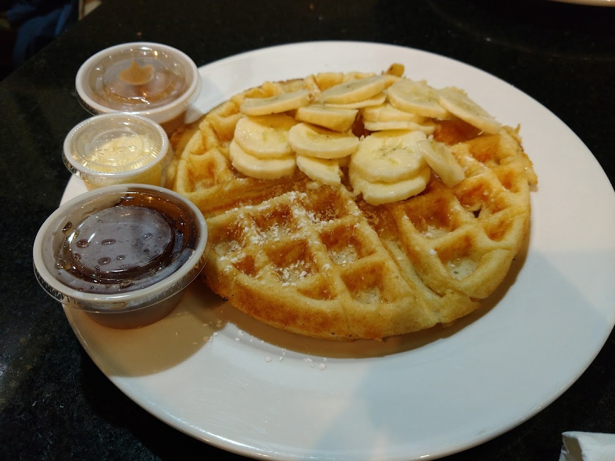 GF waffles with PB and banana