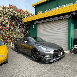 NISSAN GT-R R35