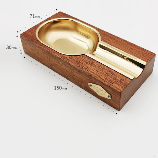 Title 4, Large Household Smoke Tank Ashtray. Controls sm...
