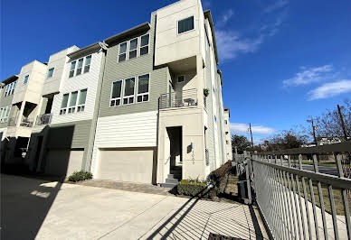 House with terrace 2