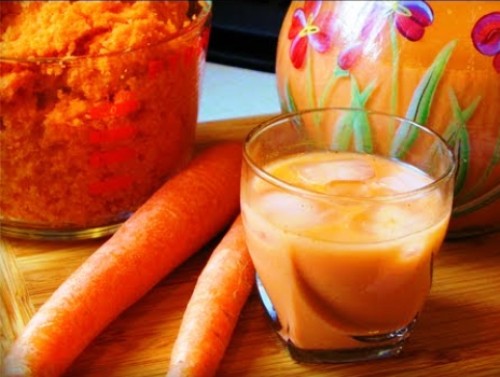 FRESH FRUIT CARROT JUICE JUICE