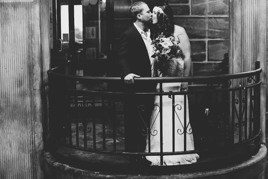 Wedding photographer Sarah Reeves-Saunders (sarah9714). Photo of 12 February 2019