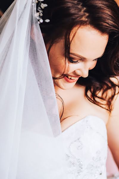 婚礼摄影师Anna Artemeva（artemyeva）。2018 12月16日的照片