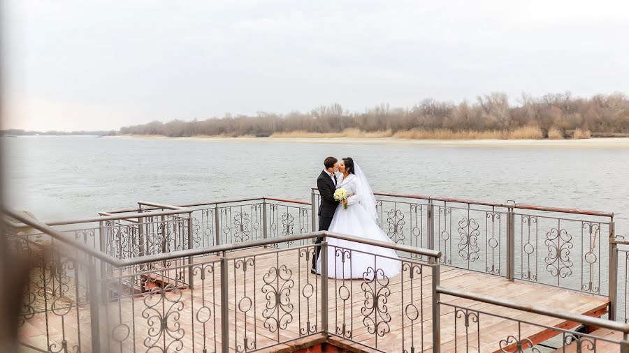 Fotógrafo de casamento Stanislav Novikov (stanislav). Foto de 11 de maio 2017