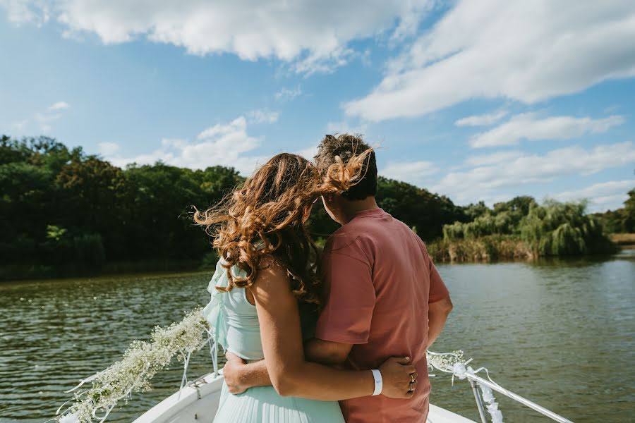 Wedding photographer Cristina And Filip (youngcreative). Photo of 6 September 2021