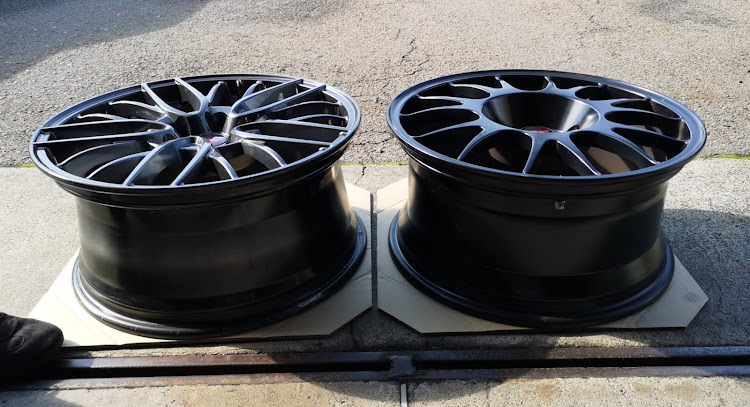 WRX STIのRA-R・ホイール交換・プレジャーレーシングサービス・肉のはせ川・TE37SLに関するカスタム事例の投稿画像3枚目