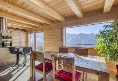 Chalet with panoramic view 10
