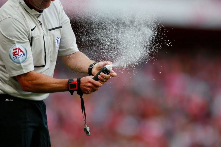 Vanishing spray doet Engelse intrede en dat heeft Cazorla geweten