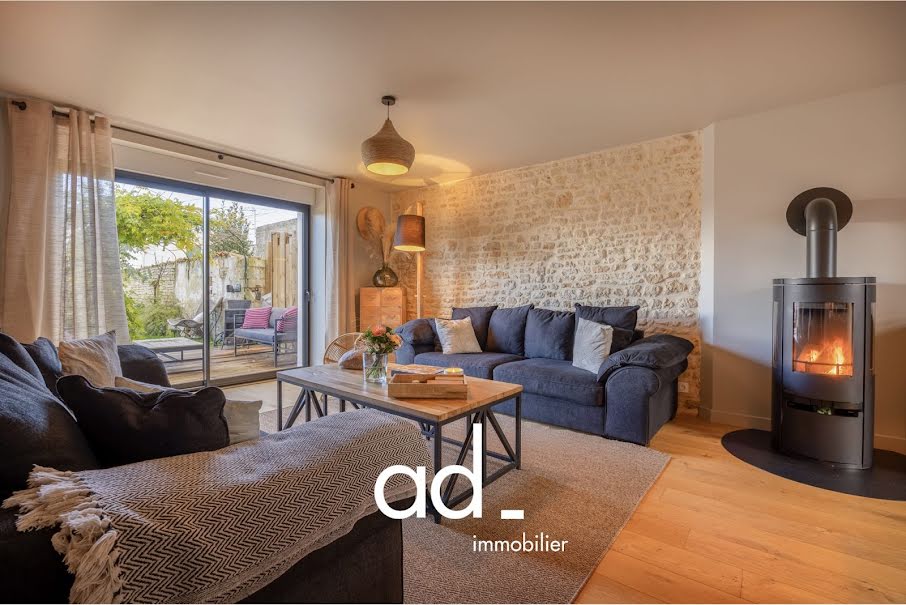 Vente maison 9 pièces 220 m² à Thairé (17290), 1 040 000 €