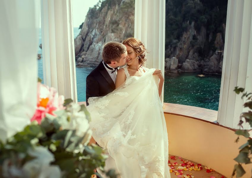 Nhiếp ảnh gia ảnh cưới Vadim Smolyak (dramat). Ảnh của 11 tháng 2 2016