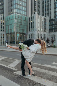 Wedding photographer Vitaliy Ushakov (ushakovitalii). Photo of 6 December 2022