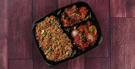 Fried Rice With Chili Chicken