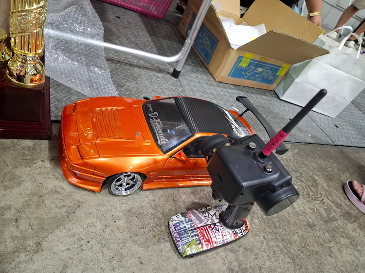 マークIIのcccで会いましょう・初の屋内置きイベ・ハイクオリティな車達の祭典・トラコネで会いましょう・破損したまま行きますに関するカスタム事例の投稿画像7枚目
