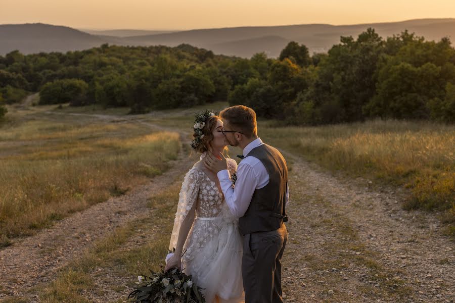 結婚式の写真家Laszlo Vegh (laca)。2023 12月8日の写真