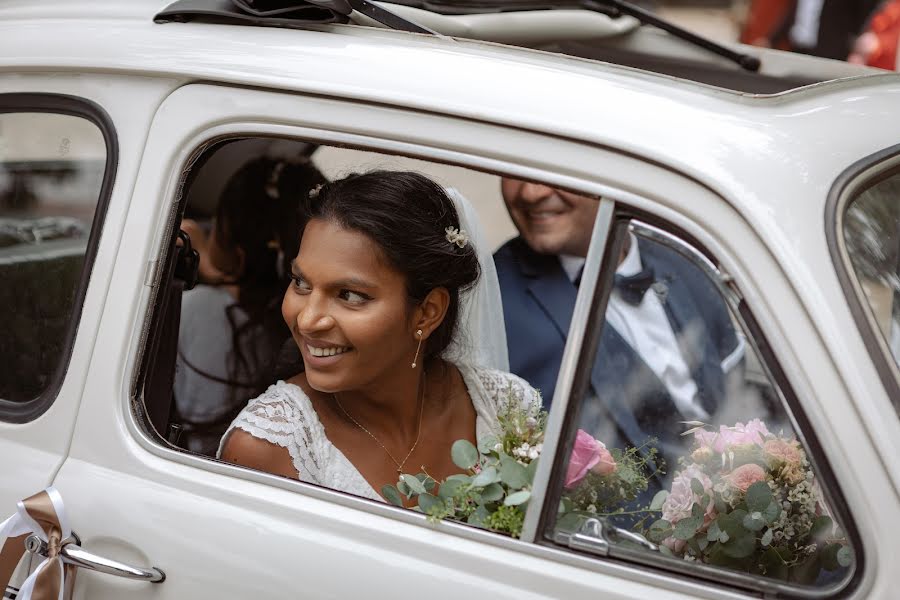 Jurufoto perkahwinan Eugenie Smirnova (weddingfrance). Foto pada 18 November 2022