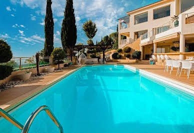 House with pool and terrace 1