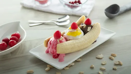 Banana Split Sundae