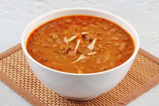 Rajma Masala With 4 Butter Roti