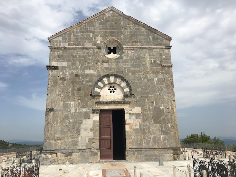 Campiglia Marittima, Pieve di San Giovanni, facciata