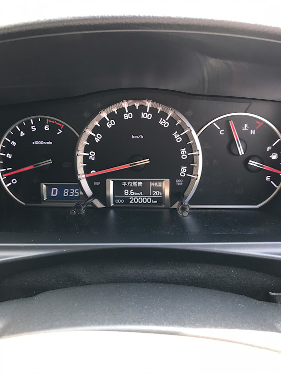 ハイエースバンのキリ番・20000kmに関するカスタム事例の投稿画像1枚目