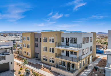 Apartment with pool 4