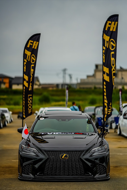 LSのFiveHundred・フォローワーさんに感謝・Stancenationjapan・VIP STYLE LEXUS 100台ミーティング・ドアバイザー無し派に関するカスタム事例の投稿画像1枚目