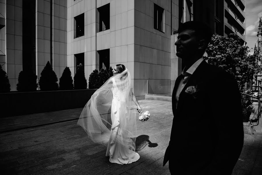 Fotografo di matrimoni Aleks Sukhomlin (twoheartsphoto). Foto del 8 febbraio 2019