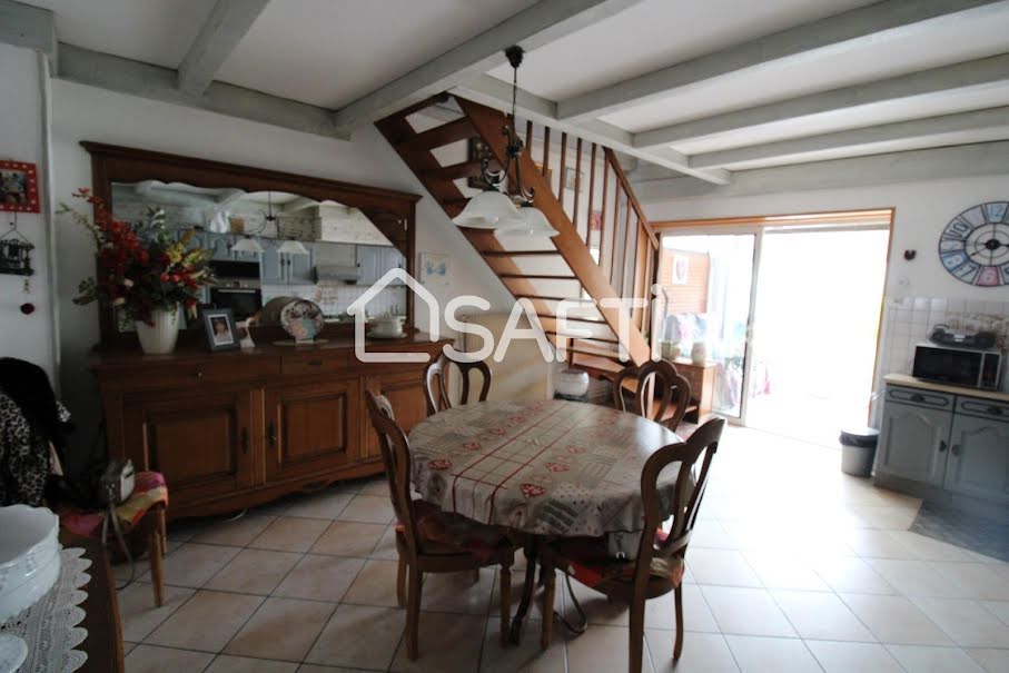 Vente maison 5 pièces 75 m² à Calais (62100), 134 950 €