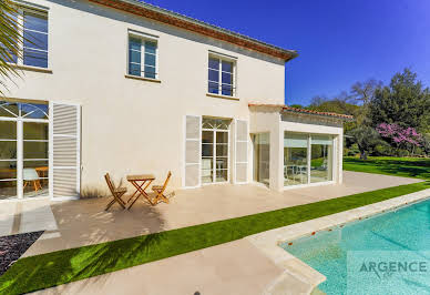 House with pool and terrace 5