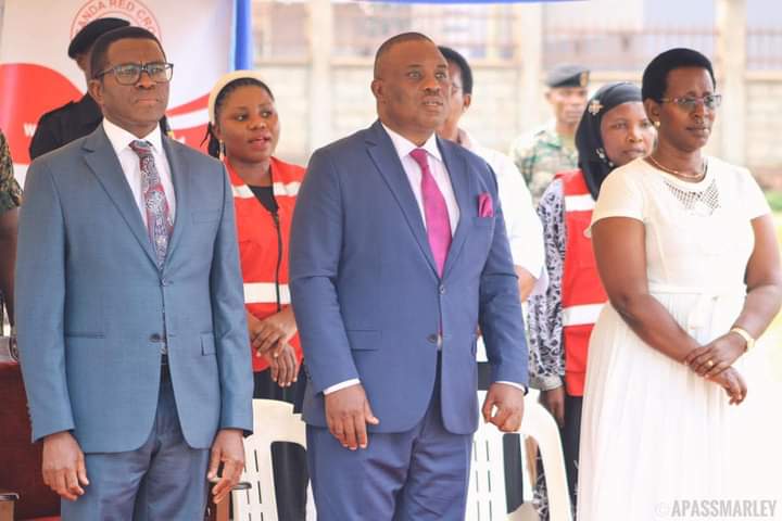 The Katikiro of Buganda Kingdom Charles Peter Mayiga, Lord Mayor Erias Lukwago, the Permanent Secretary Ministry of Health Diana Atwiine and Red Cross spokespers[Second row] Irene Nakasiita at Old Kampal