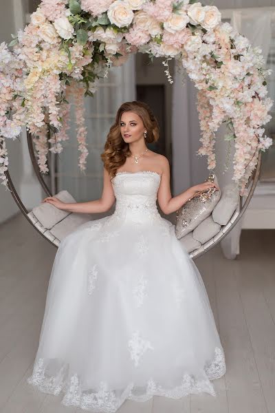 Wedding photographer Elizaveta Kislyakova (lizinica). Photo of 18 April 2021