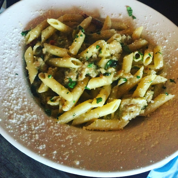 Gluten free Penne Garlic oil basil Parmesan cheese