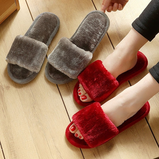 Title 9, Plush home furnishing slippers, soft and comfor...