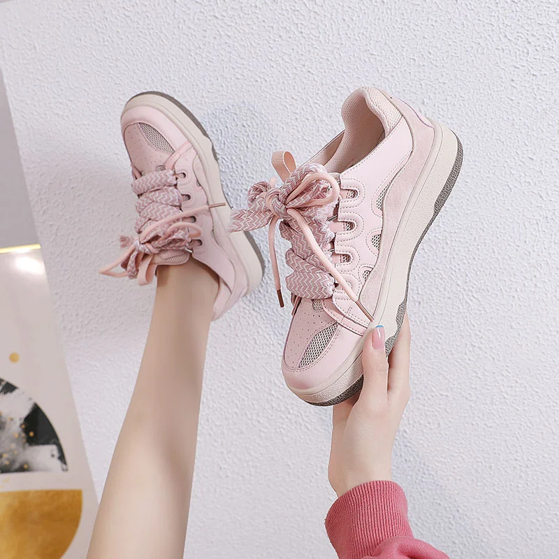 Title 11, Platte Casual Sportschoenen voor Dames Comforta...