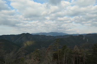 左から水晶山・矢坪ヶ岳・今淵ヶ岳・高賀山など