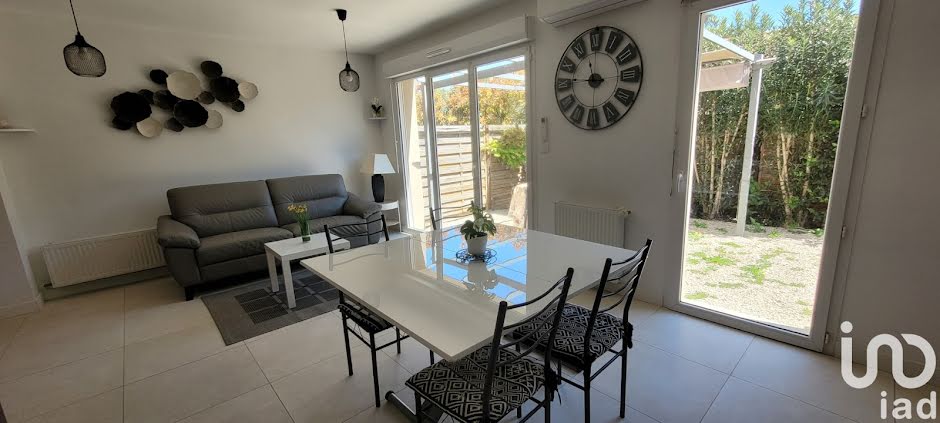 Vente maison 4 pièces 77 m² à L'Isle-sur-la-Sorgue (84800), 280 000 €