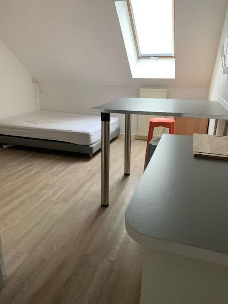 Location  appartement 1 pièce 14 m² à Brest (29200), 435 €