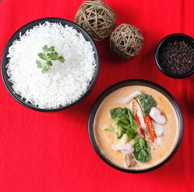 Veg Red Thai Curry With Rice